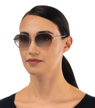 画像をギャラリービューアに読み込む, SPLF35 558MDY_03