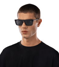 画像をギャラリービューアに読み込む, UPLQ66 54U28P_03
